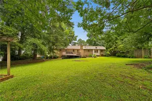 5155 Apollo Ln SW, Lilburn, GA 30047 - Photo 35
