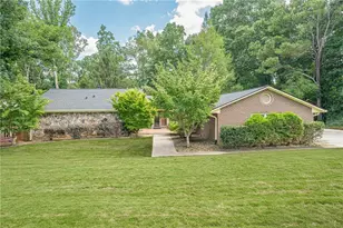 115 Farmstead Ln, Roswell, GA 30075 - Photo 1