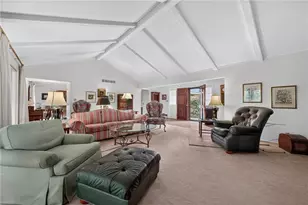 115 Farmstead Ln, Roswell, GA 30075 - Photo 5