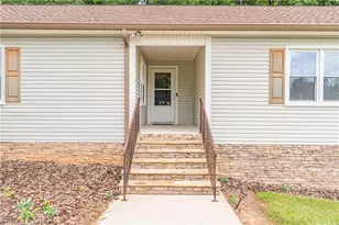 1860 Jett Ridge Rd, Cumming, GA 30041 - Photo 5