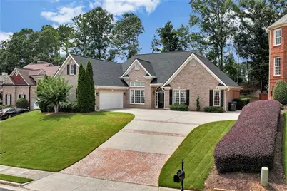 1748 Honey Tree Place, Hoschton, GA 30548 - Photo 3