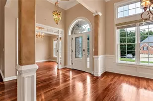 1748 Honey Tree Pl, Hoschton, GA 30548 - Photo 7