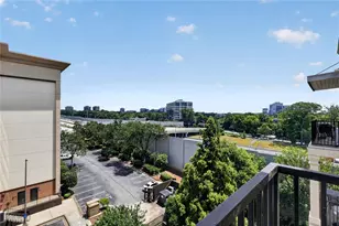799 Hammond Dr NE, Sandy Springs, GA 30328 - Photo 29
