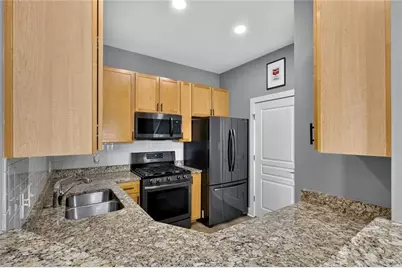 799 Hammond Drive NE #417, Sandy Springs, GA 30328 - Photo 7