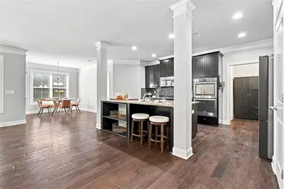 1020 Roswell Manor Circle, Roswell, GA 30076 - Photo 11