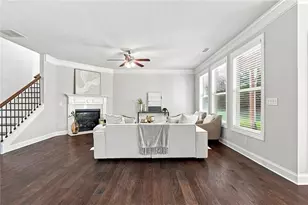 1020 Roswell Manor Cir, Roswell, GA 30076 - Photo 9