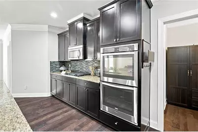 1020 Roswell Manor Circle, Roswell, GA 30076 - Photo 13