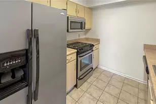 475 Mount Vernon Hwy NE, Atlanta, GA 30328 - Photo 9