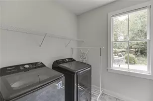 3546 Sandy Woods Ln, Stone Mountain, GA 30083 - Photo 27