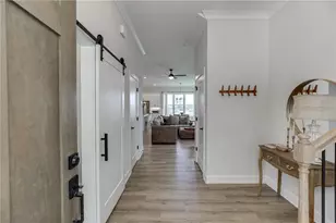 3546 Sandy Woods Ln, Stone Mountain, GA 30083 - Photo 3