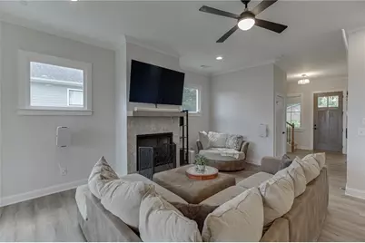 3546 Sandy Woods Lane, Stone Mountain, GA 30083 - Photo 7