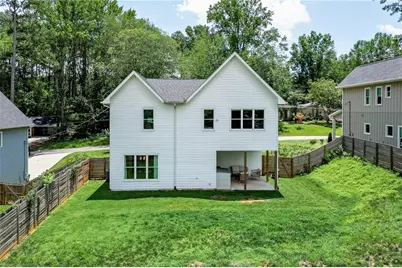 3546 Sandy Woods Lane, Stone Mountain, GA 30083 - Photo 43