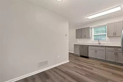 649 Oakland Way, Lawrenceville, GA 30044 - Photo 17