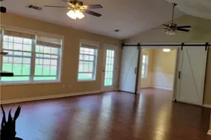 5219 Leecroft Dr, Buford, GA 30518 - Photo 3