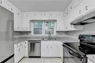 1181 Izod Ct, Lawrenceville, GA 30044 - Photo 17