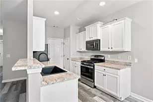 3678 Utoy Dr SW, Atlanta, GA 30331 - Photo 9