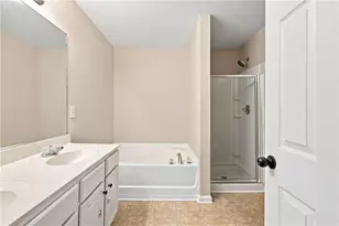 3678 Utoy Dr SW, Atlanta, GA 30331 - Photo 19
