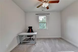 8190 Tiberon Pkwy, Cumming, GA 30028 - Photo 13