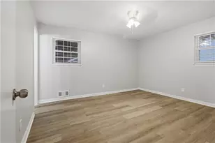2725 Bradmoor Wy, Decatur, GA 30034 - Photo 13