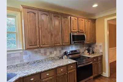 919 Jefferson Ave Avenue, Atlanta, GA 30344 - Photo 9