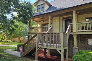 919 Jefferson Ave Ave, Atlanta, GA 30344 - Photo 3