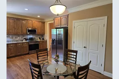 919 Jefferson Ave Avenue, Atlanta, GA 30344 - Photo 9