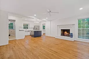 345 W Spalding Dr Dr, Sandy Springs, GA 30328 - Photo 3