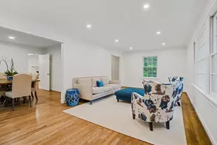 345 W Spalding Dr Dr, Sandy Springs, GA 30328 - Photo 15