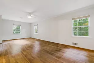 345 W Spalding Dr Dr, Sandy Springs, GA 30328 - Photo 29