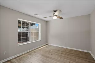 481 Hillandale Park Dr, Lithonia, GA 30058 - Photo 3