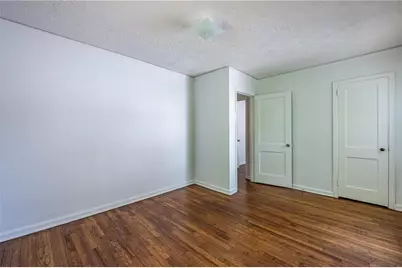 1555 Venetian Drive SW, Atlanta, GA 30311 - Photo 9