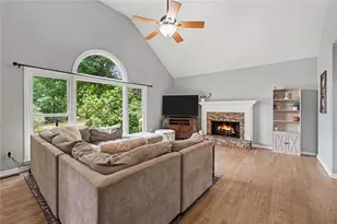 148 Stanbrough Dr, Dallas, GA 30157 - Photo 3