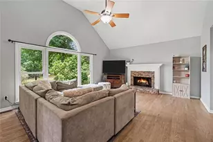 148 Stanbrough Dr, Dallas, GA 30157 - Photo 3