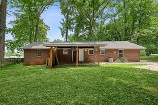 481 E Johns Rd NW, Lilburn, GA 30047 - Photo 25