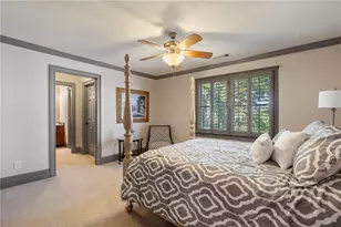 6402 Lakeview Dr, Buford, GA 30518 - Photo 27
