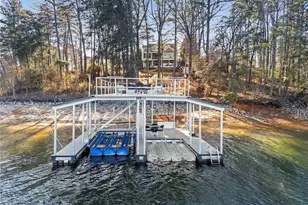 6402 Lakeview Dr, Buford, GA 30518 - Photo 49