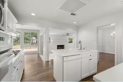 2151 Radcliffe Drive NW, Atlanta, GA 30318 - Photo 19