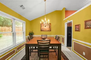 2300 Village Green Dr, Fairburn, GA 30213 - Photo 9