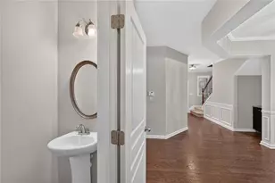 369 Privet Cir, Suwanee, GA 30024 - Photo 5