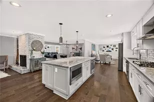 47 Rhodes Dr, Marietta, GA 30068 - Photo 11
