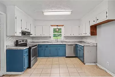 1422 Zebulon Road, Griffin, GA 30224 - Photo 9