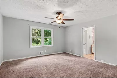 1422 Zebulon Road, Griffin, GA 30224 - Photo 13