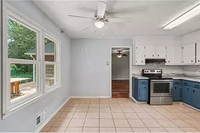 1422 Zebulon Road, Griffin, GA 30224 - Photo 11