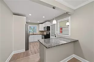 2462 Macon Dr SW, Atlanta, GA 30315 - Photo 11