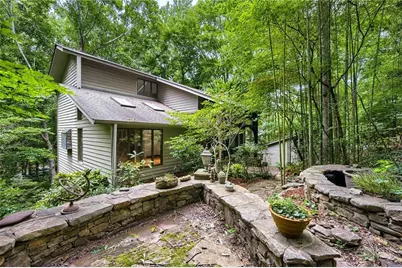 570 Idlewood Drive NW, Atlanta, GA 30327 - Photo 19