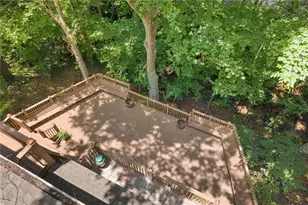 570 Idlewood Dr NW, Atlanta, GA 30327 - Photo 43