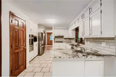 570 Idlewood Drive NW, Atlanta, GA 30327 - Photo 7