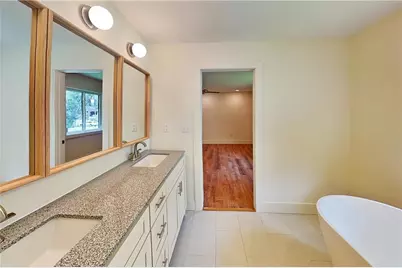 360 Simpson Terrace NW, Atlanta, GA 30314 - Photo 9