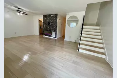 6354 Shannon Pkwy #32, Union City, GA 30291 - Photo 3