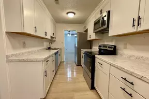 6354 Shannon Parkway, Union City, GA 30291 - Photo 7